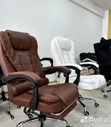 Компьютерное офисное кресло