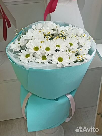 Букет из хризантемы ромашковой