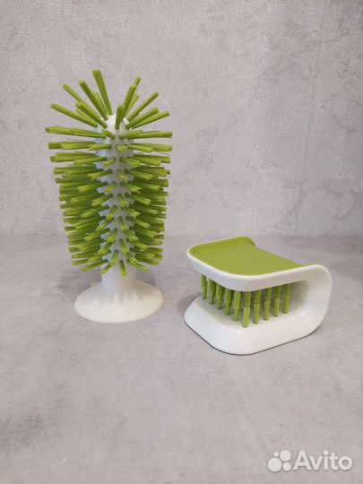 Joseph Joseph щетка и ершик для стаканов