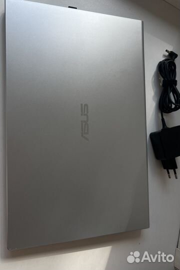 Ноутбук asus