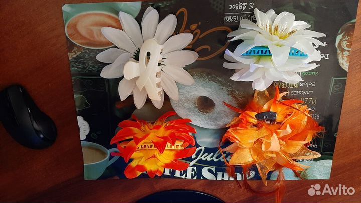 Заколки-крабики и резинки-зажимы в форме цветов