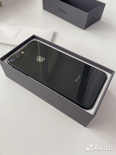 iPhone 8 Plus, 64 ГБ