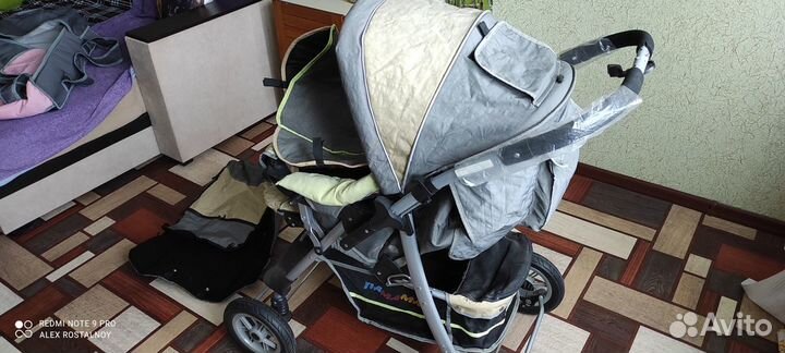 Прогулочная коляска