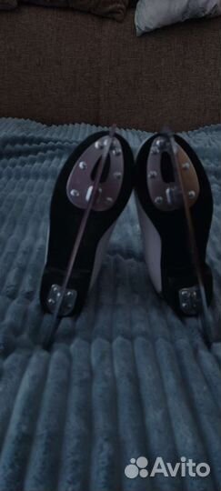 Коньки фигурные