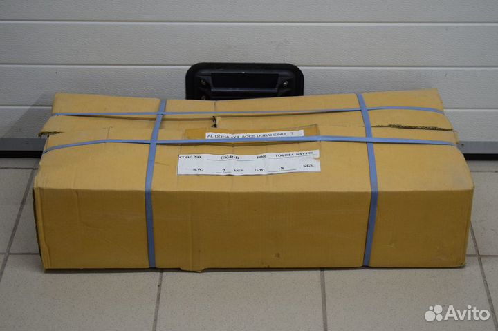 Toyota Rav-4 2006-2008 г. Задняя защита. Новая