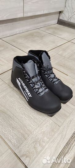 Лыжные ботинки 3 пары