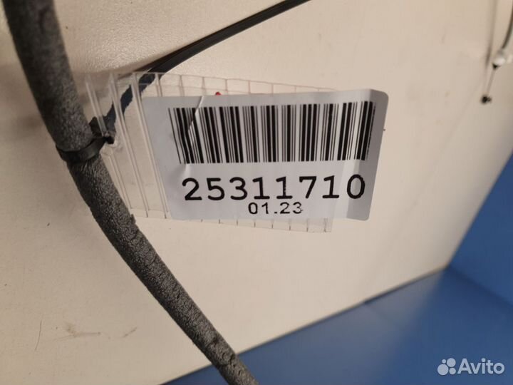 Трос открывания двери Audi A4 B9 2015