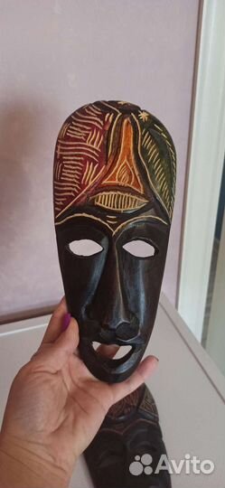 Маска настенная дерево