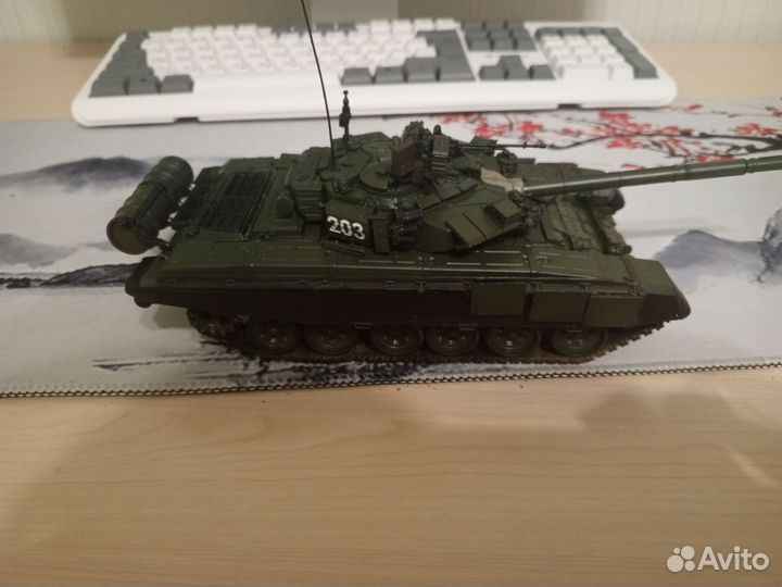 Модель Танка Т-90А от Звезды большая
