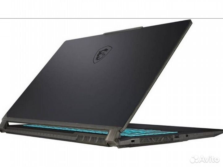 MSI Cyborg 15 i7-13700H RTX 4070 240Hz RTX 4060