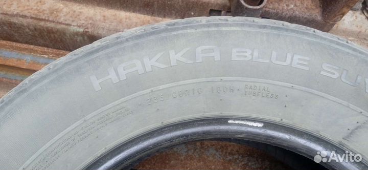 Nokian Tyres Hakkapeliitta 4 235/60 R16