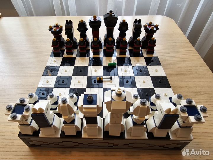 Lego 40174 Iconic Chess Set шахматы