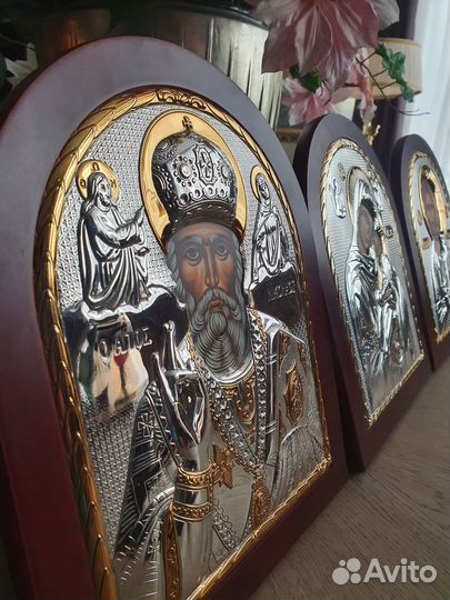 Икона Silver Axion