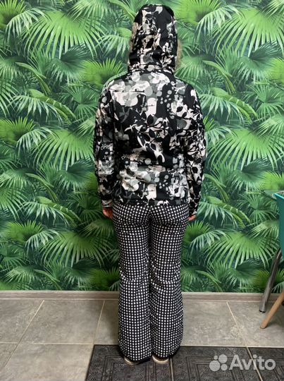 Куртка для сноуборда женская powder room