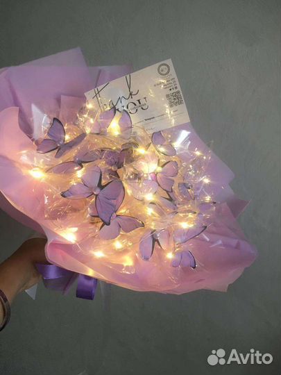 Букет фиолетовый из бабочек