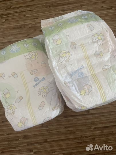 Подгузники merries 4 c 9 -14 кг