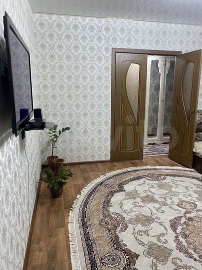 2-к. квартира, 54 м², 3/9 эт.