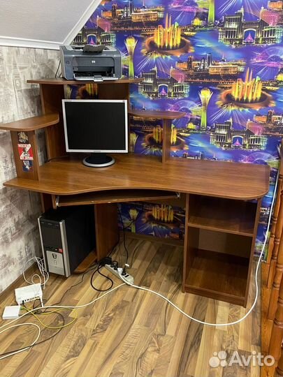 Компьютерный стол бу