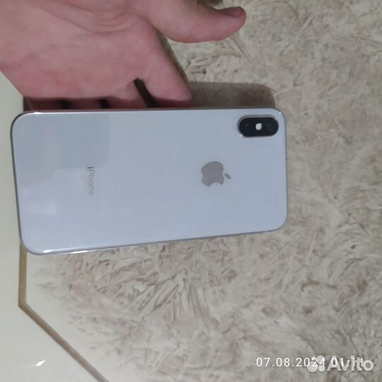 iPhone X, 64 ГБ