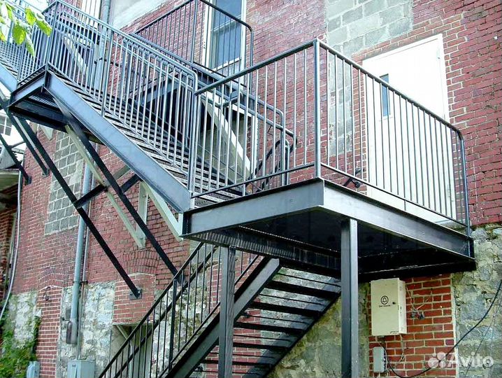 Пожарная лестница без посредников