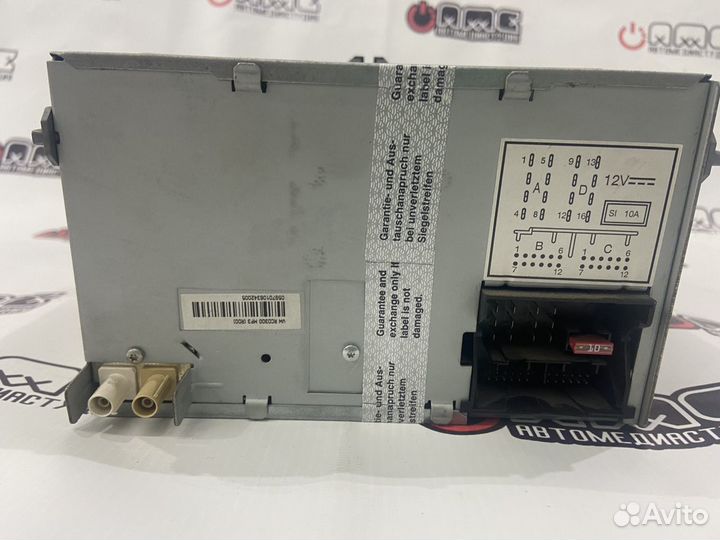 Магнитола RCD 300 MP3 1K0 035 186 AF