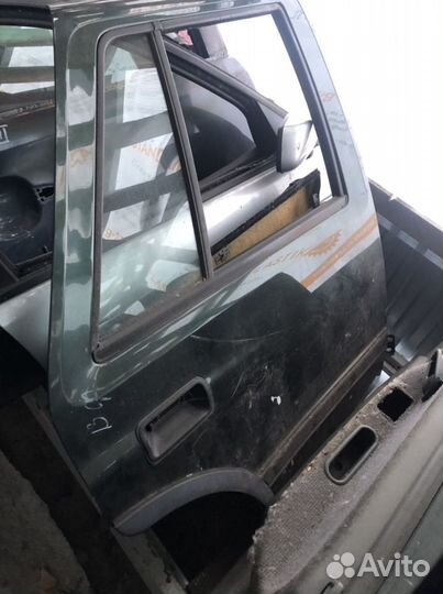 Opel frontera A дверь передняя задняя