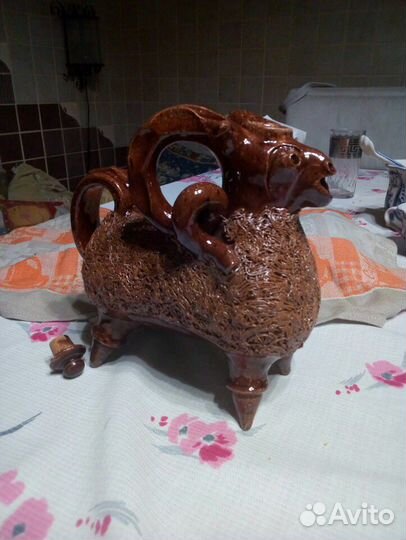 Штоф для спиртного, статуэтки, оригинальности