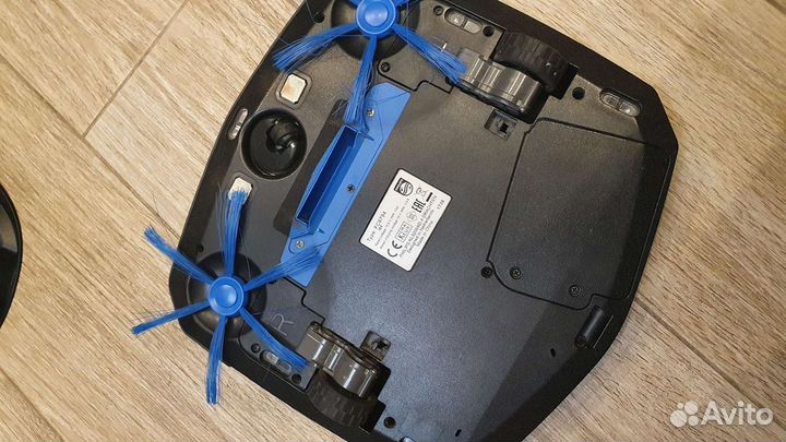 Робот-пылесос Philips SmartPro Easy