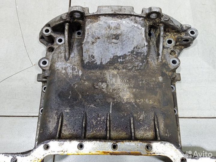 Поддон двигателя Ауди A8 D3 4E