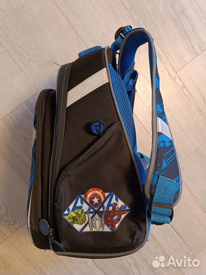 Продам школьный рюкзак