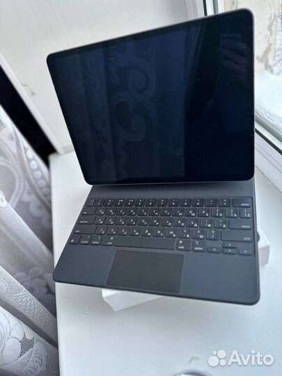 Планшет apple iPad pro 12.9 512gb + magic keyboard