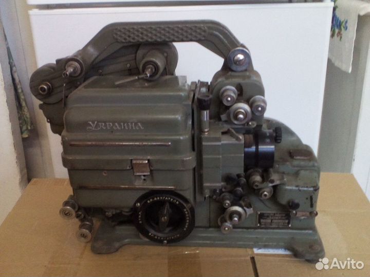 Кинопроектор