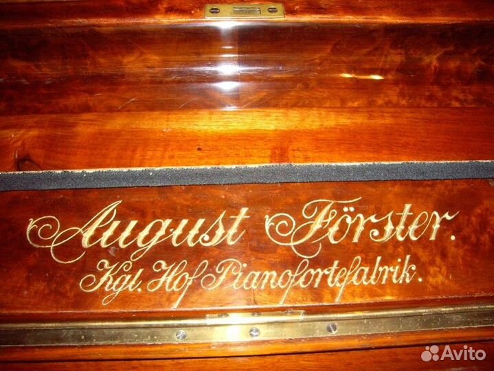 Антикварное пианино продам
