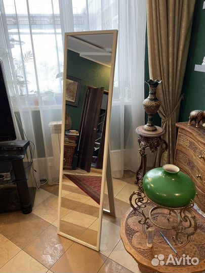 Зеркало напольное
