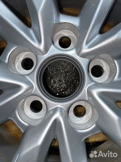 Диск литой R16 Toyota