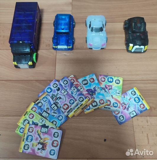 Гараж для детских машинок. hot wheels. Mecard