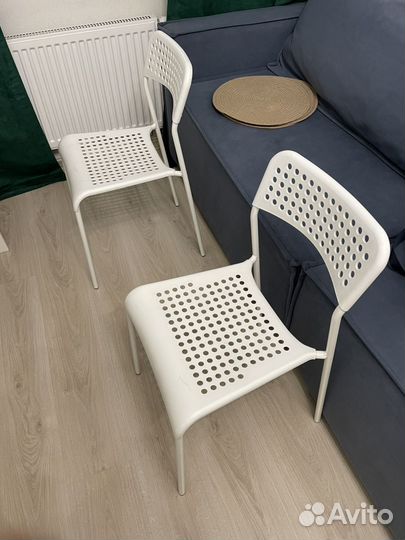 Стол и 4 стула