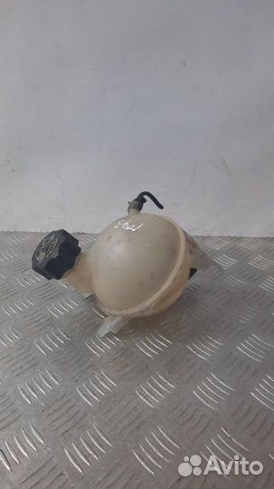 Бачок расширительный Peugeot 308 хэтчбэк 5 дв. 1.6