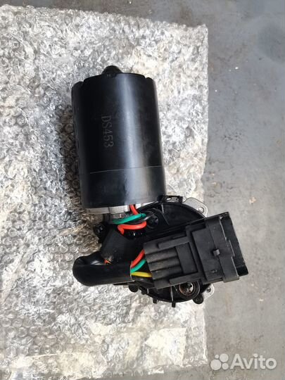 Моторчик стеклоочистителя Renault megan 1