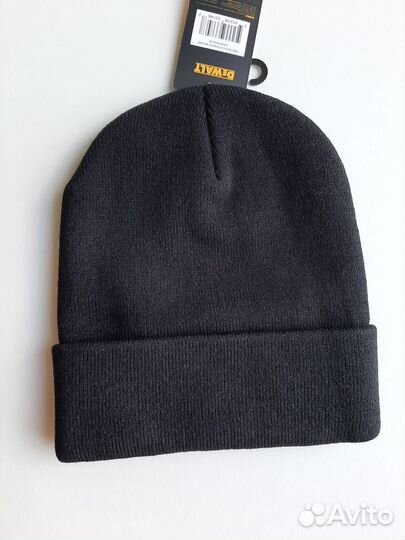 Шапка Dewalt черная