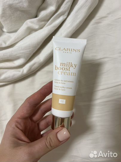 Clarins тональный крем 02