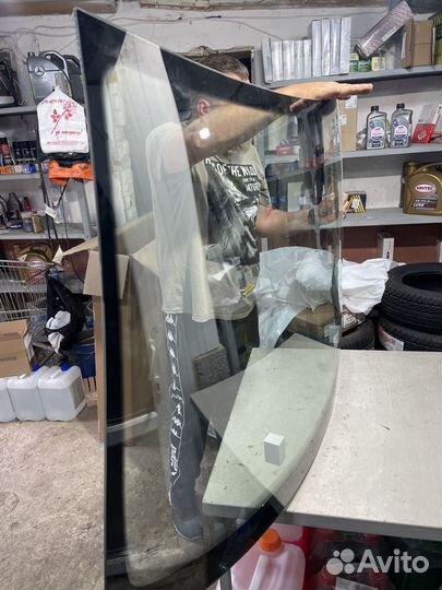 Стекло лобовое Tiguan 2007-2016 под камеру