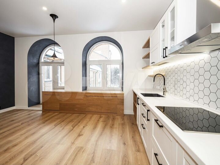 4-к. квартира, 109,8 м², 4/4 эт.