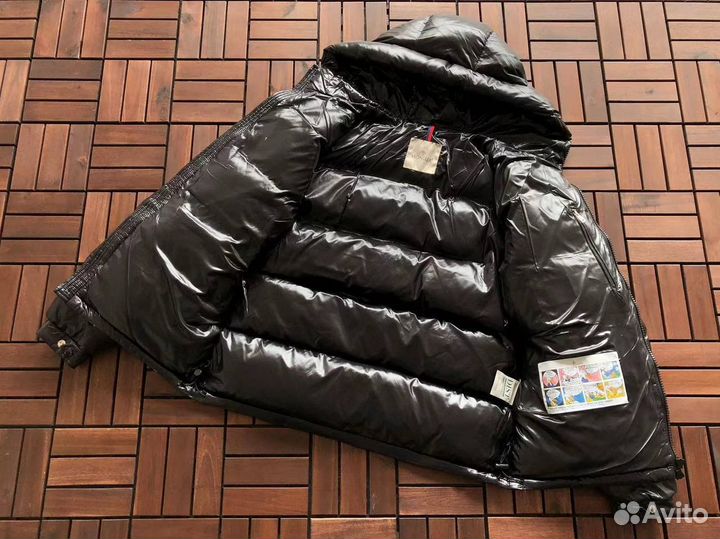 Пуховик Moncler