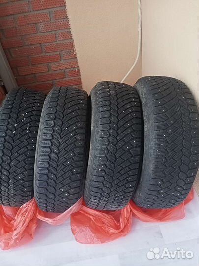 Gislaved Nord Frost 200 SUV 225/65 R17