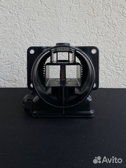 Датчик расхода воздуха 501 E5T08171 Mitsubishi