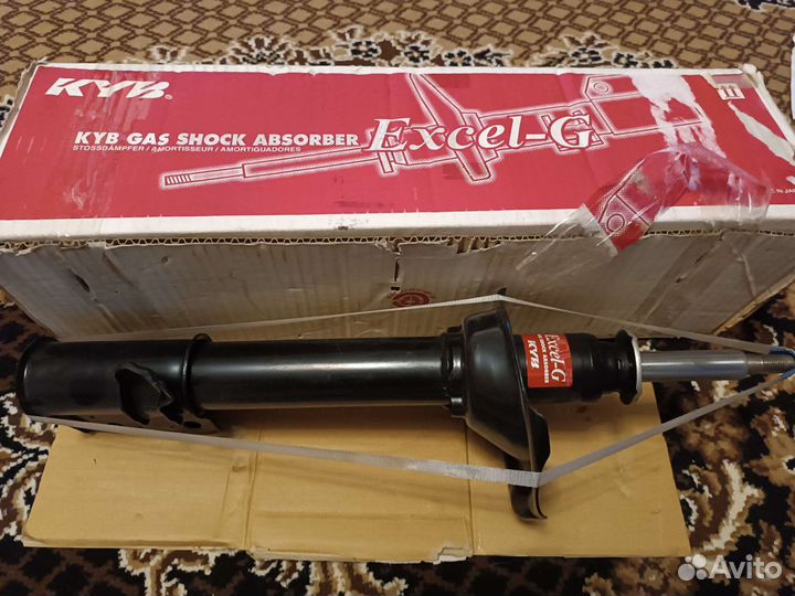 Стойка передняя правая