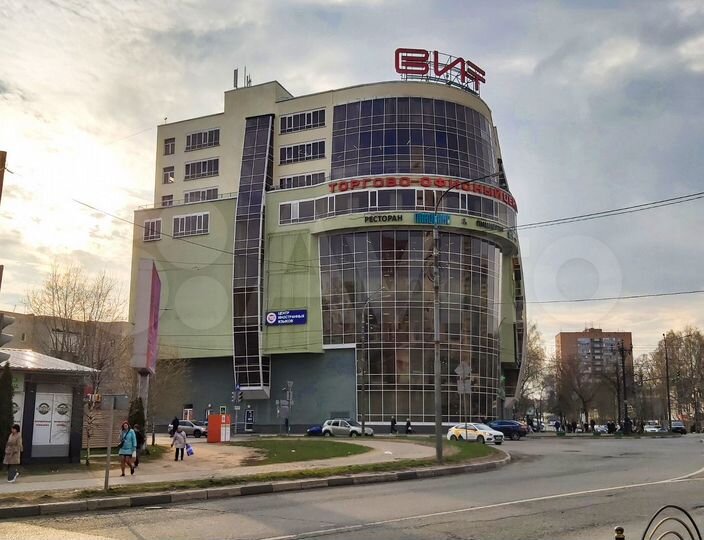 Торговая площадь 57.3 м² в ТЦ 