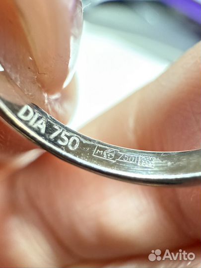 Польуо с бриллиантами 750