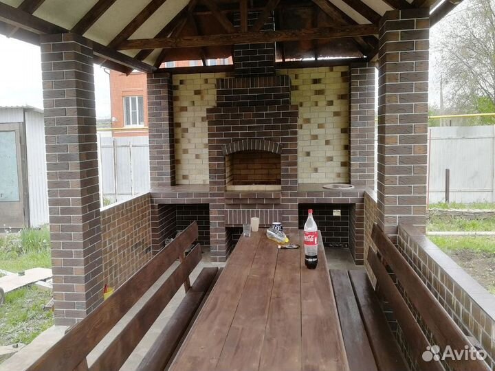 Барбекю зона, на загородном участке